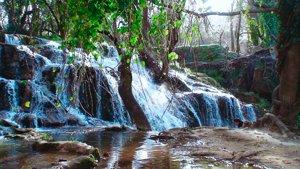 Air terjun perlindungan