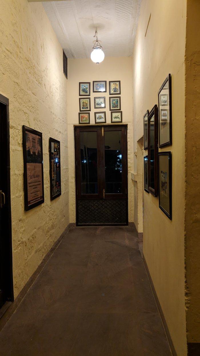 gallery